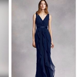 Vera wang white maxi ruffle dress size 6